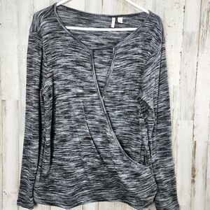 Cato Long Sleeve Deep V-Neck Sweater Black Gray Size Large